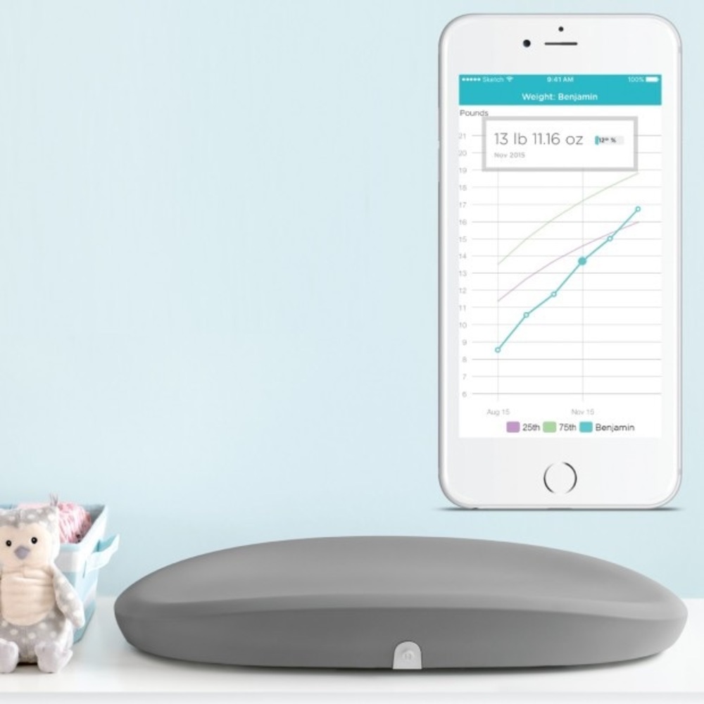 Hatch Grow Smart Changing Pad and Scale